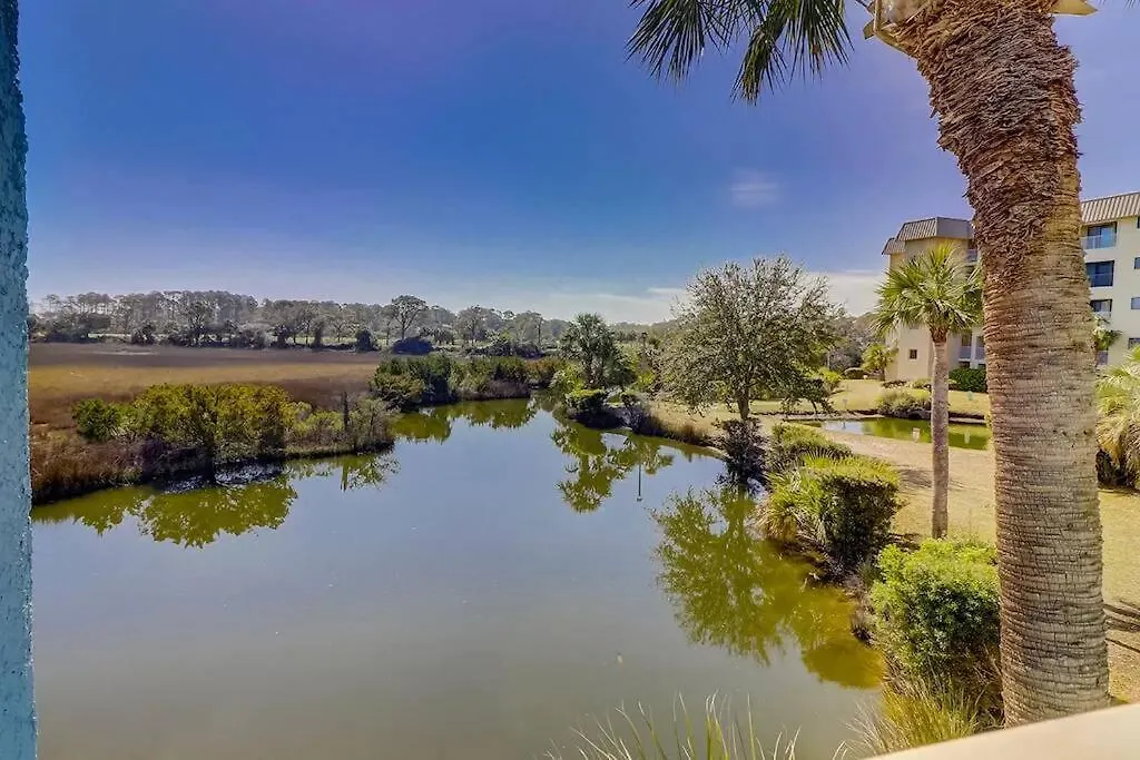 Resort Breeze- 2 Bedroom Pools, Hot Tub, Tennis, Beach Hilton Head Island Apartment