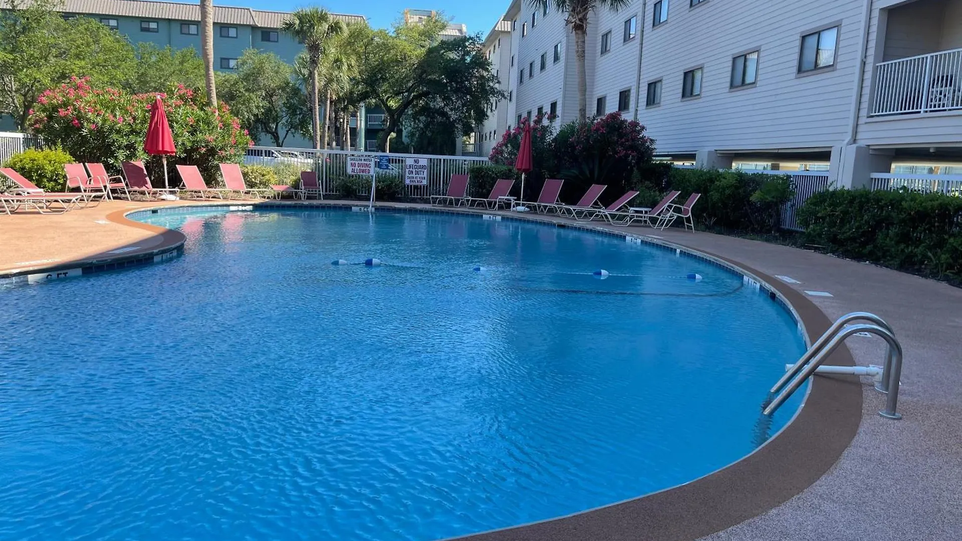 Apartment Resort Breeze- 2 Bedroom Pools, Hot Tub, Tennis, Beach Hilton Head Island